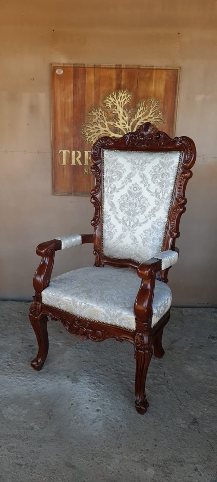 כיסא אדמו"ר דגם 2595