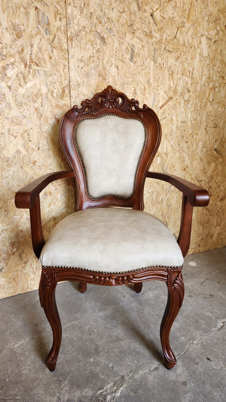 כיסא עץ מלא דגם 2847 נגרות עבודת יד עץ מלא מהגוני