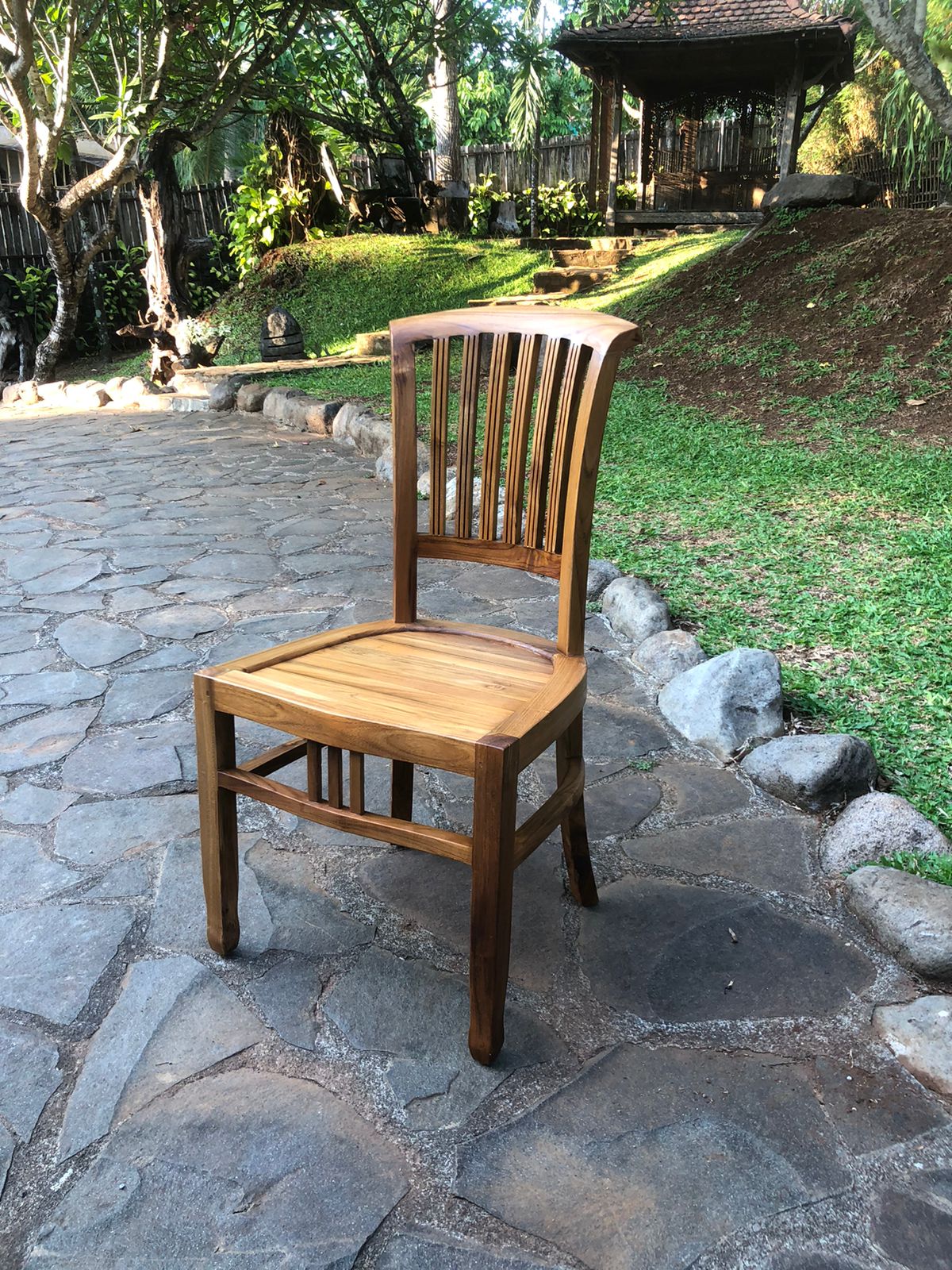 כיסא אוכל עץ מלא דגם ivy עץ טיק חזק ונוח במיוחד מידה 93*48*50 במחיר מבצע: 990 ש"ח