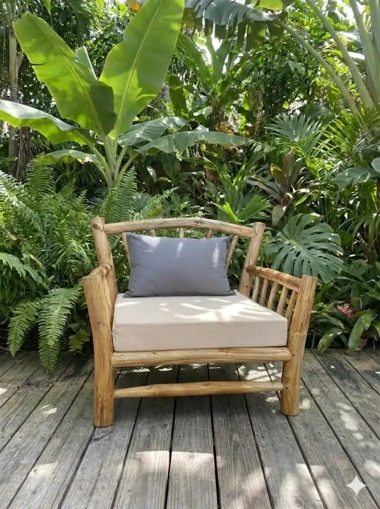 כורסא טיק צעיר דגם אננס מידה חוץ 90*90*90 במחיר מבצע : 1,600 ש"ח המחיר כולל רפדות סטנדרטית